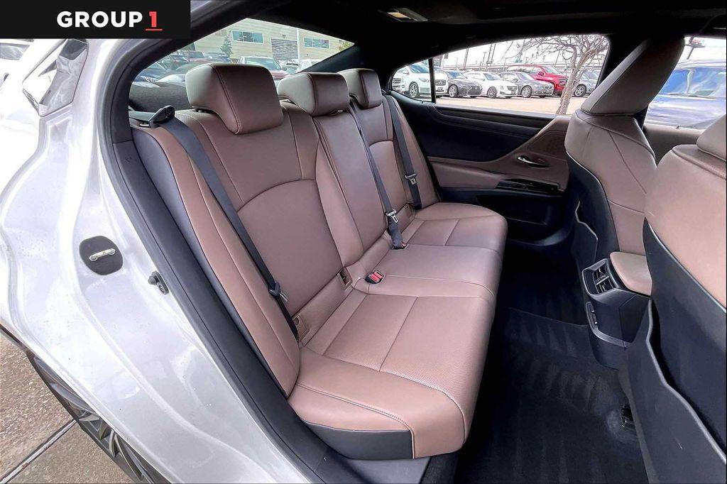 used 2025 Lexus ES 350 car, priced at $45,995