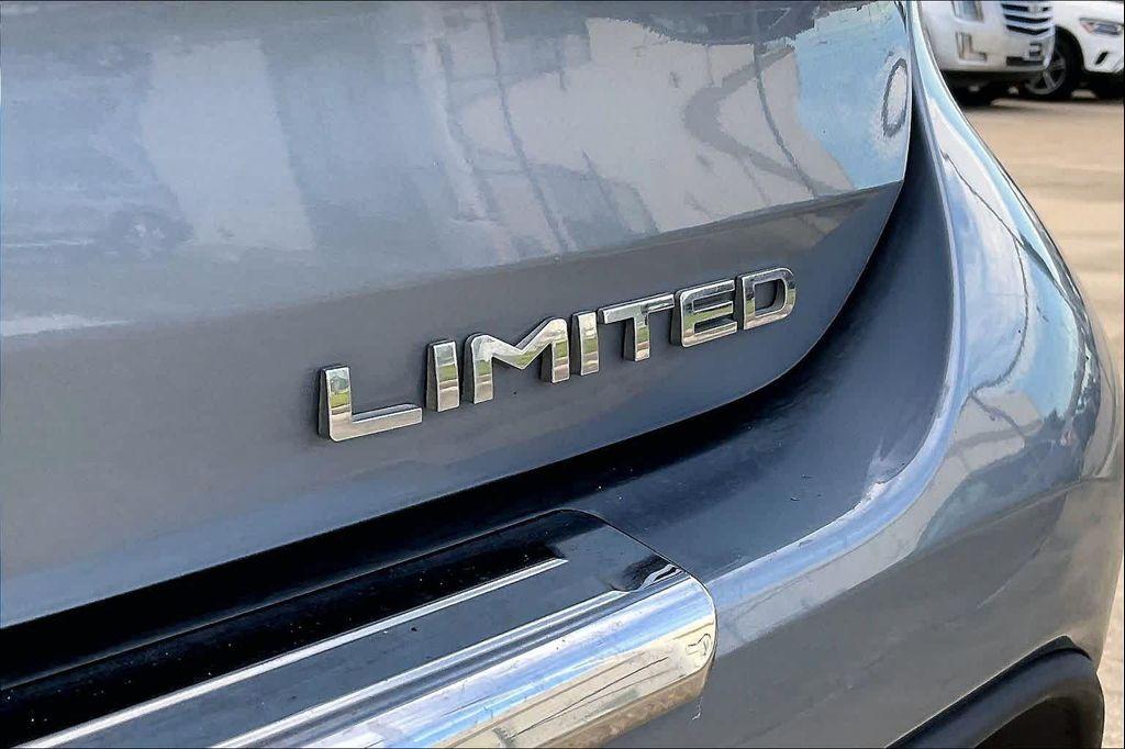 used 2021 Toyota Highlander car, priced at $29,495