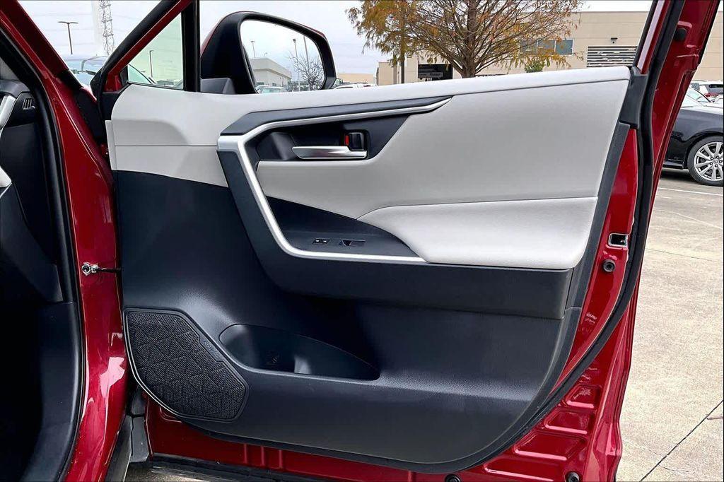 used 2019 Toyota RAV4 car, priced at $27,495