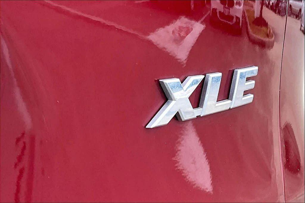 used 2019 Toyota RAV4 car, priced at $27,495