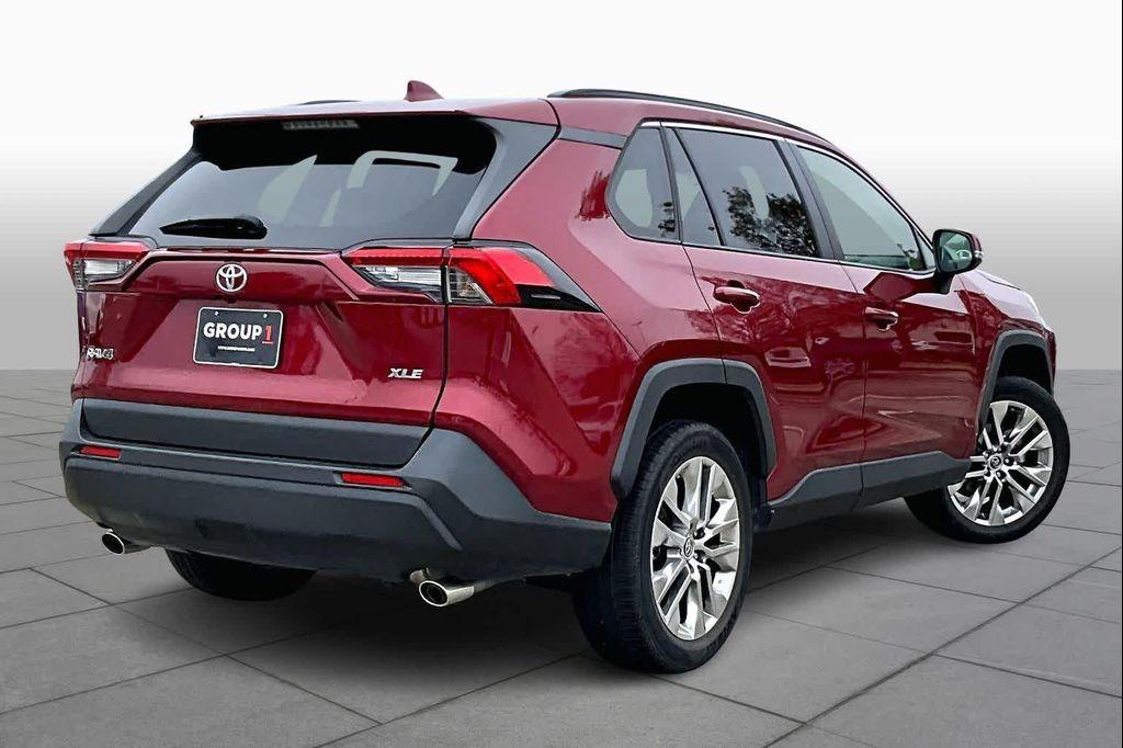 used 2019 Toyota RAV4 car, priced at $27,495