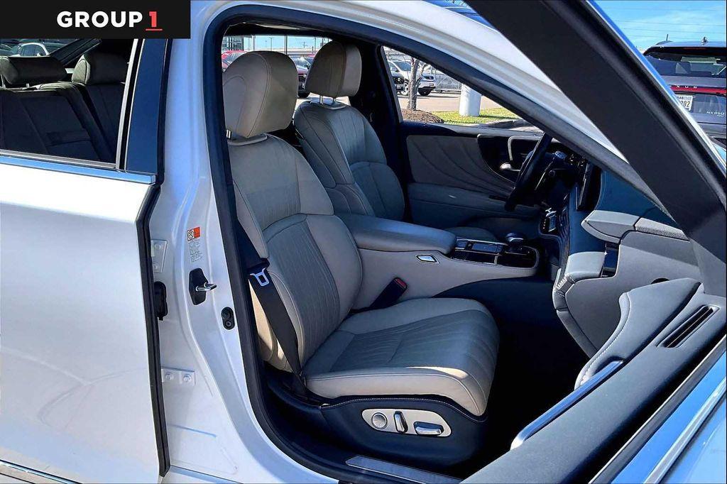 used 2022 Lexus LS 500 car, priced at $58,995