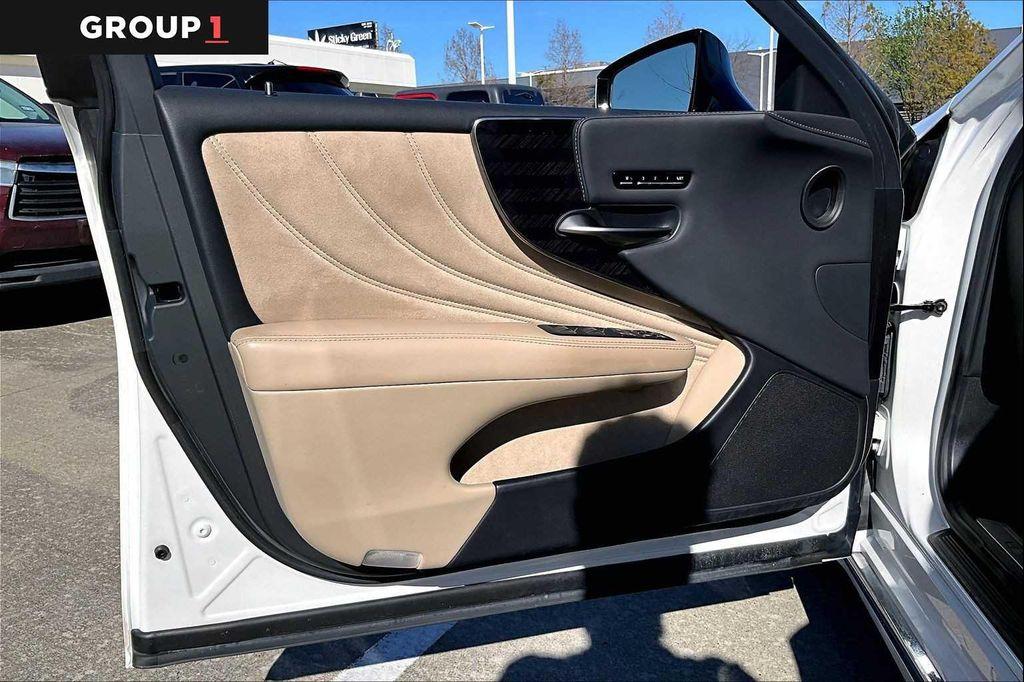 used 2022 Lexus LS 500 car, priced at $58,995