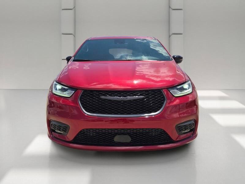 new 2026 Chrysler Pacifica car, priced at $42,832