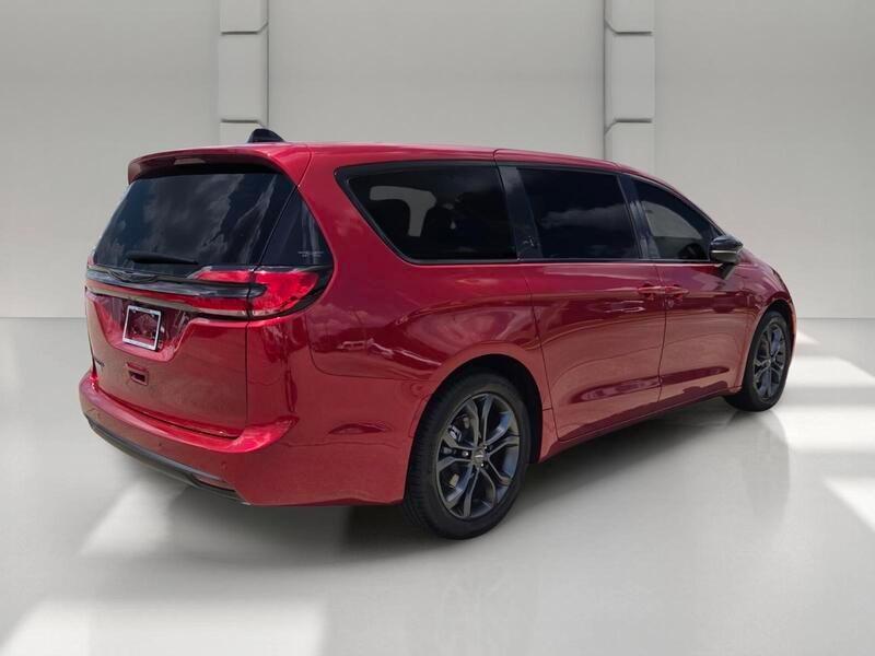 new 2026 Chrysler Pacifica car, priced at $42,832