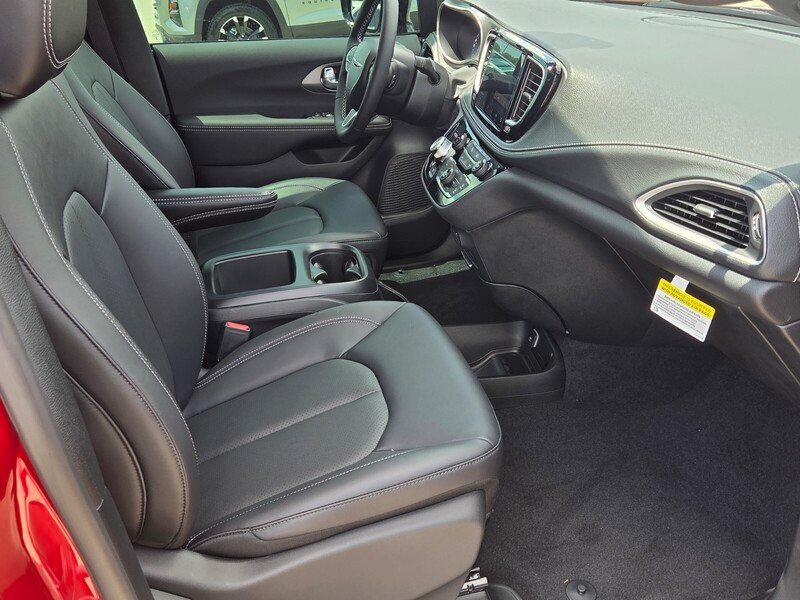 new 2026 Chrysler Pacifica car, priced at $42,832