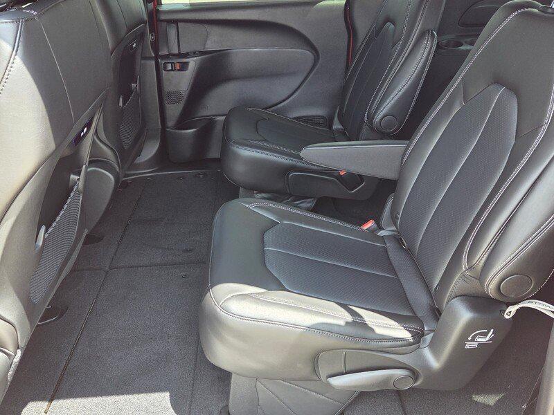 new 2026 Chrysler Pacifica car, priced at $42,832