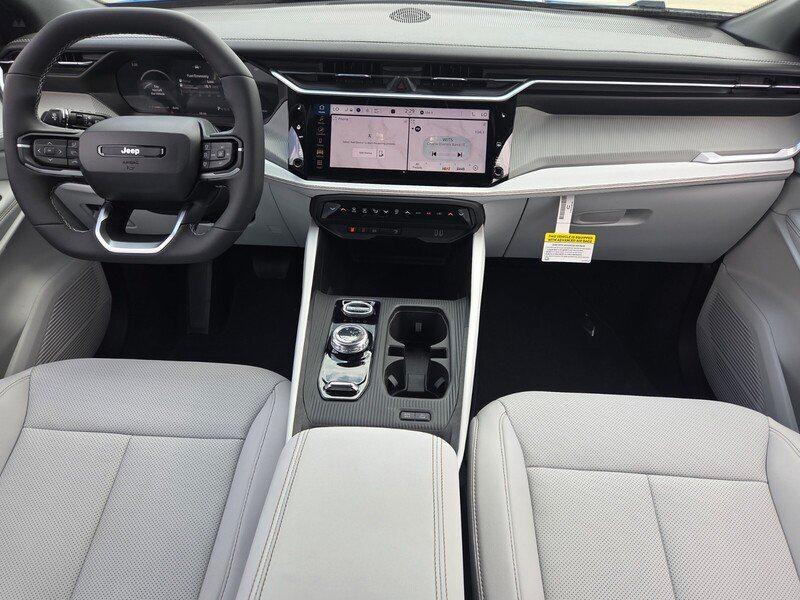 new 2026 Jeep Cherokee car, priced at $38,591