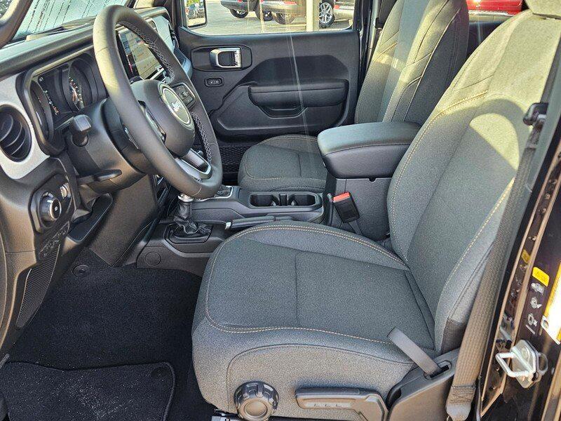 new 2026 Jeep Wrangler car, priced at $45,084