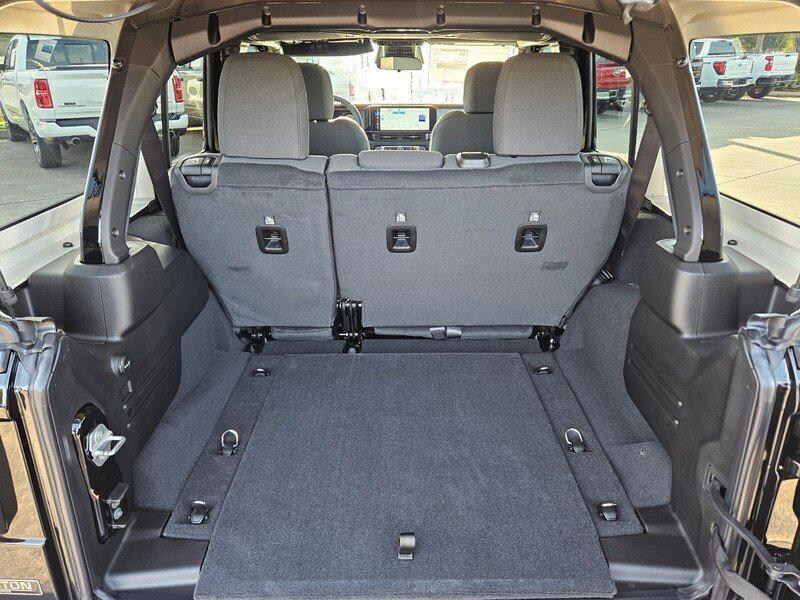 new 2026 Jeep Wrangler car, priced at $45,084