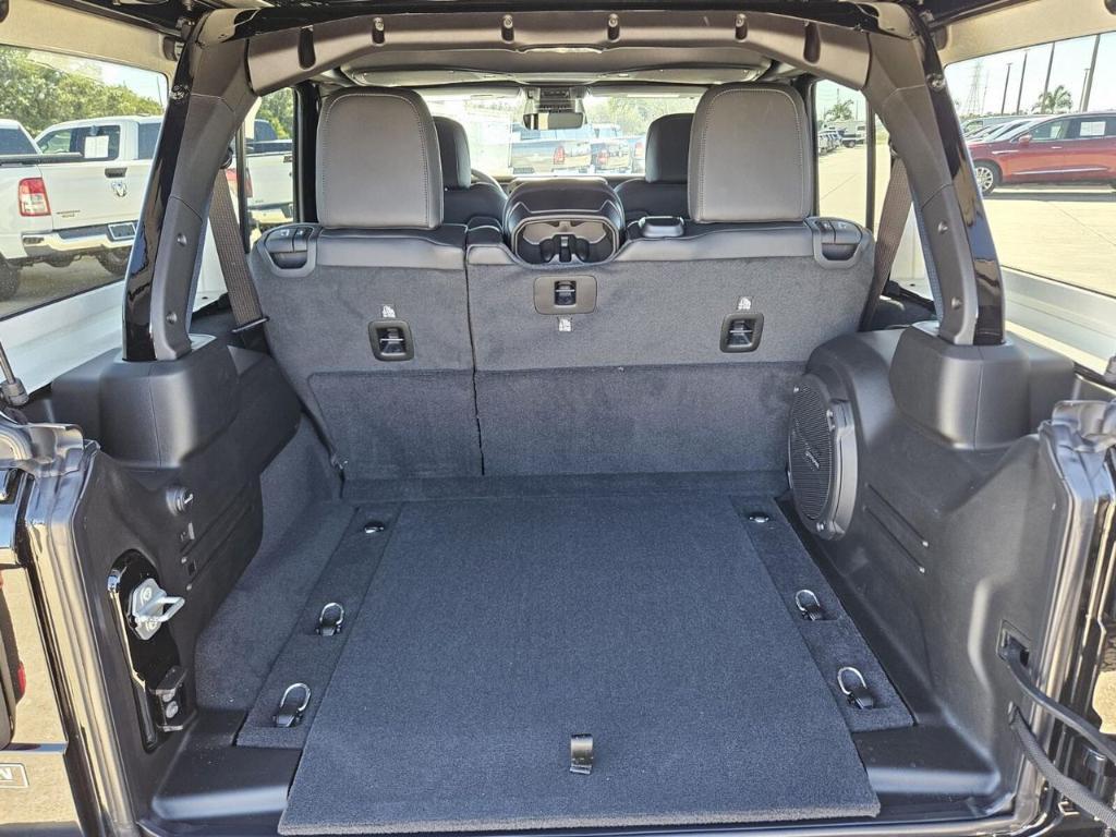 new 2026 Jeep Wrangler car, priced at $61,031