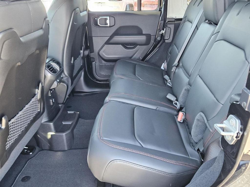 new 2026 Jeep Wrangler car, priced at $61,031