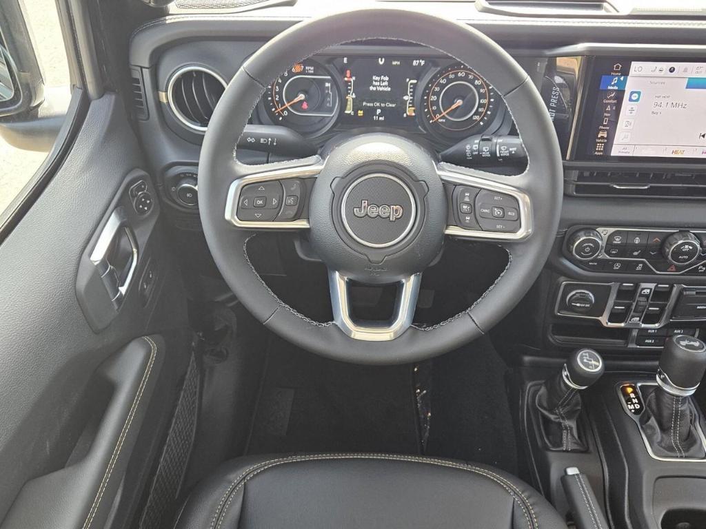 new 2025 Jeep Wrangler car, priced at $46,409