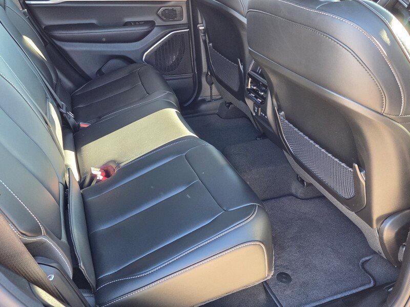 new 2026 Jeep Grand Cherokee car, priced at $40,746