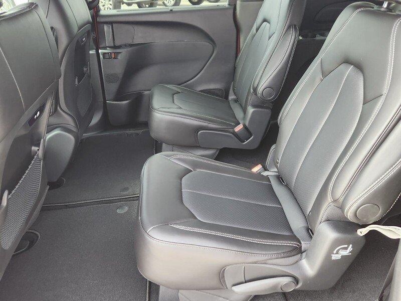 new 2026 Chrysler Pacifica car, priced at $42,366