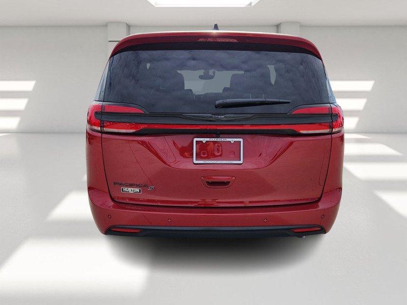 new 2026 Chrysler Pacifica car, priced at $42,366