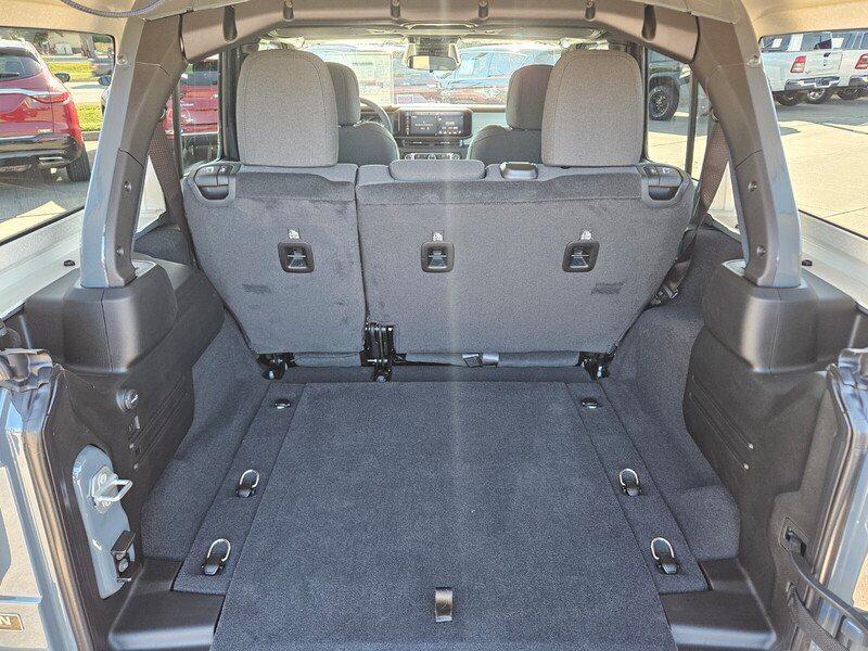 new 2026 Jeep Wrangler car, priced at $42,318