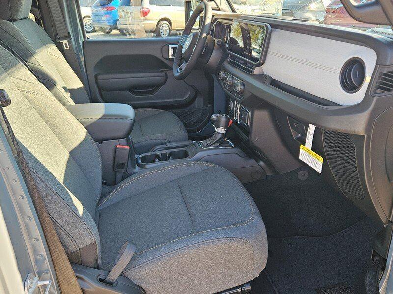 new 2026 Jeep Wrangler car, priced at $42,318
