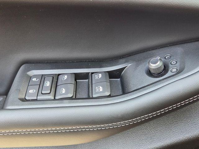 new 2026 Jeep Grand Cherokee L car, priced at $39,614