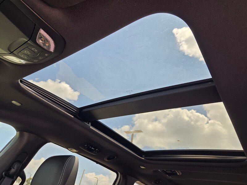 new 2026 Chrysler Pacifica car, priced at $43,345