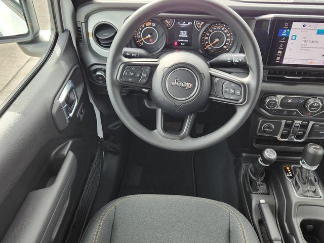 new 2026 Jeep Wrangler car, priced at $39,077