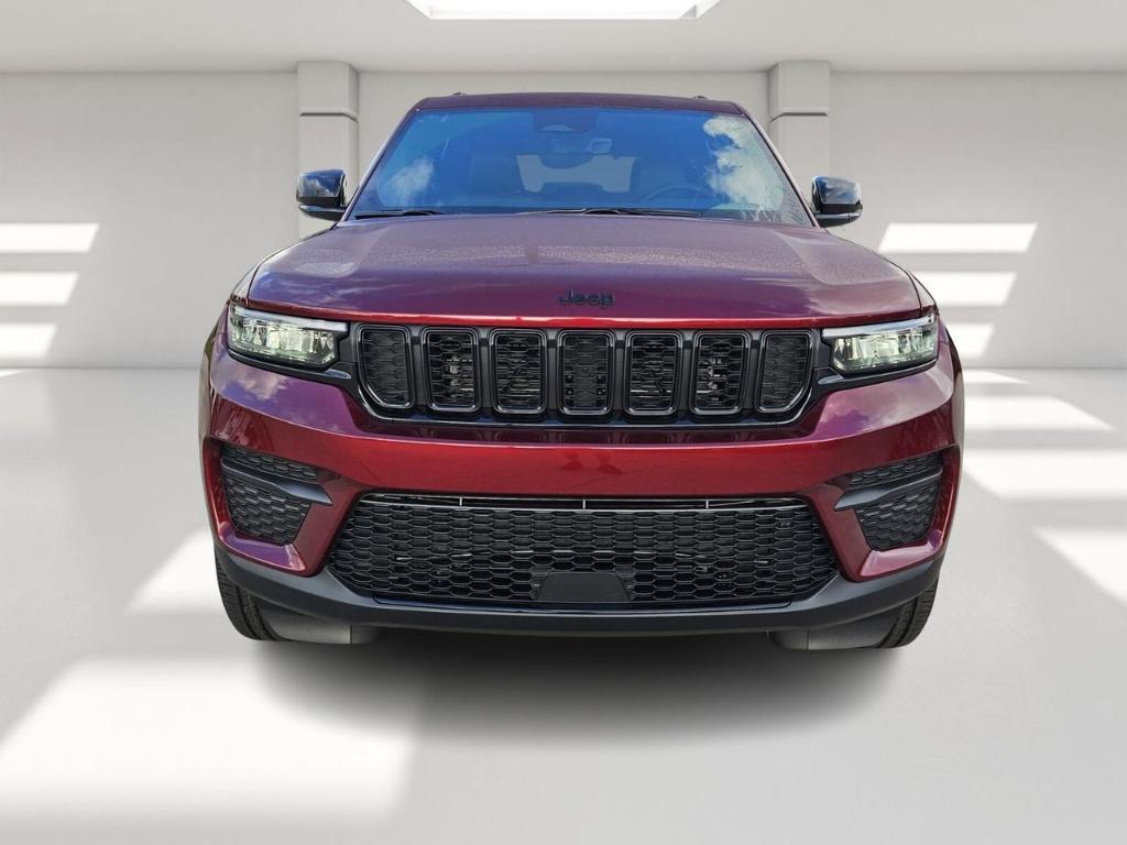 new 2025 Jeep Grand Cherokee car, priced at $39,147