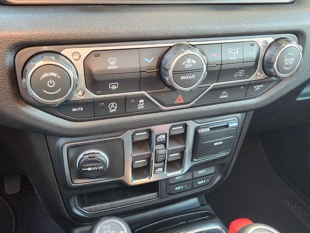 new 2026 Jeep Wrangler car, priced at $43,154