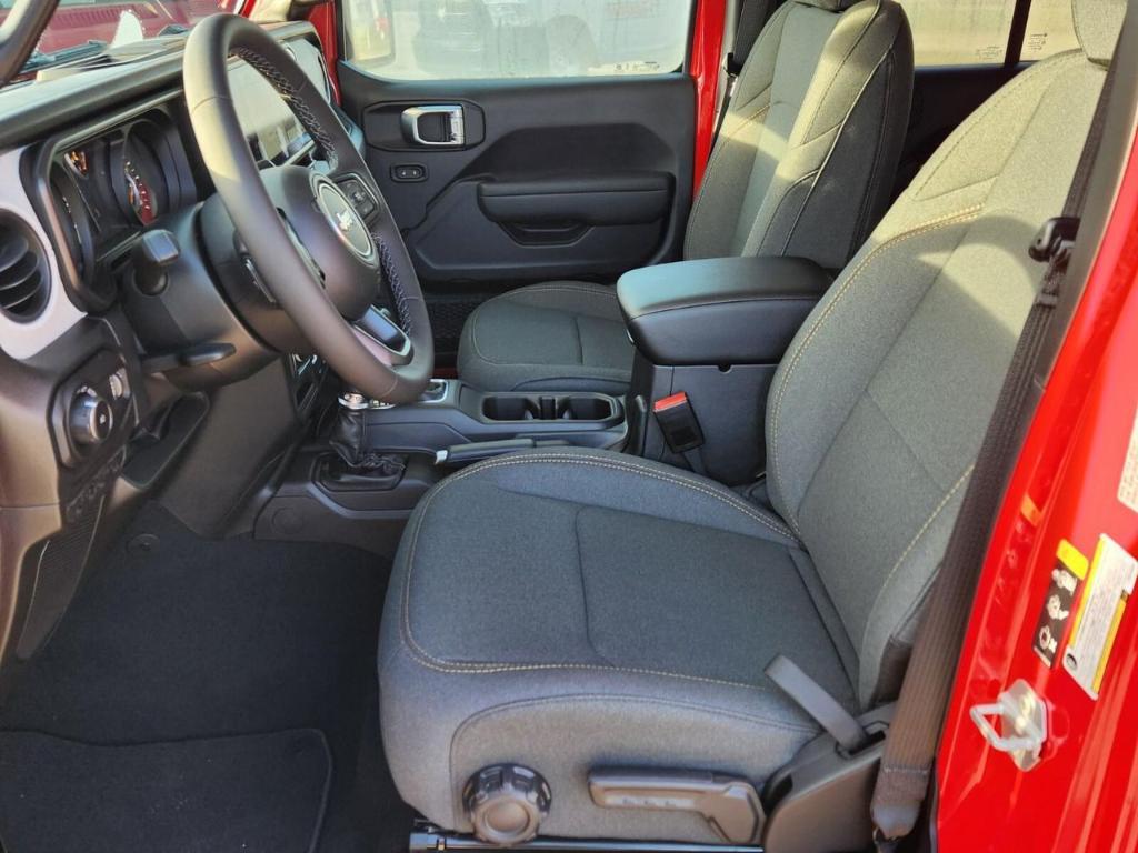 new 2026 Jeep Wrangler car, priced at $45,454