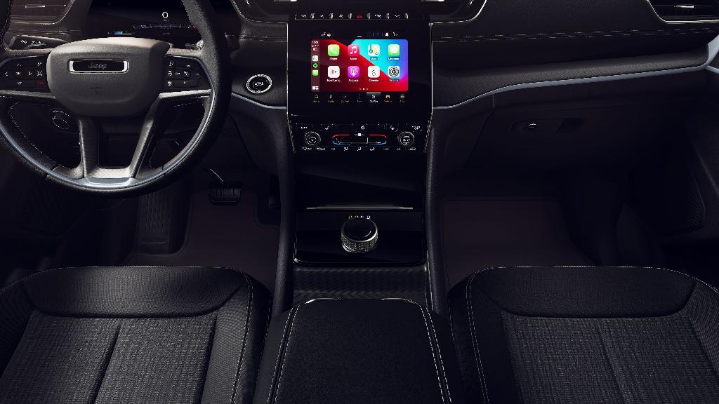 new 2026 Jeep Grand Cherokee car, priced at $42,421