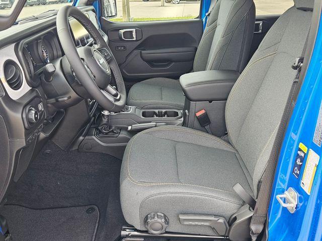 new 2025 Jeep Wrangler car, priced at $38,653