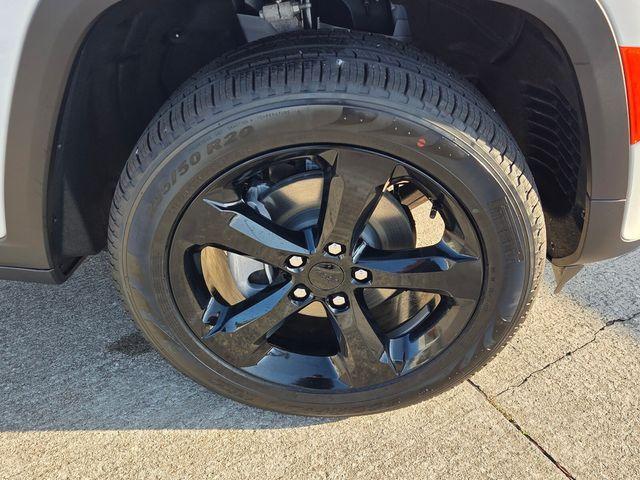 new 2026 Jeep Grand Cherokee car, priced at $43,281