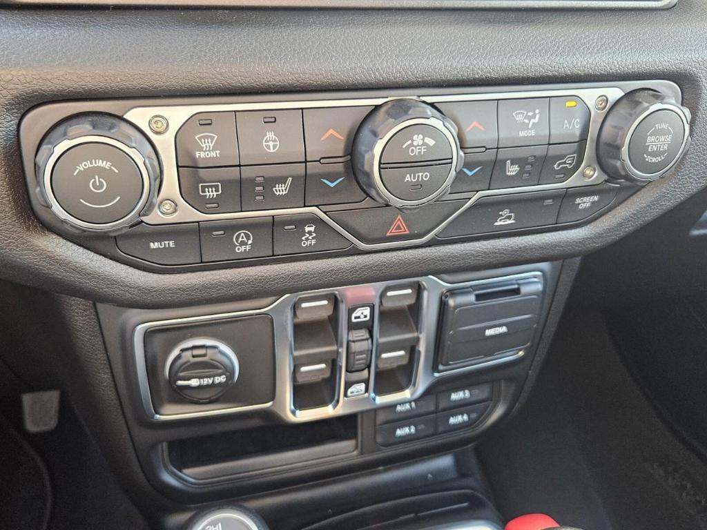 new 2026 Jeep Wrangler car, priced at $46,014