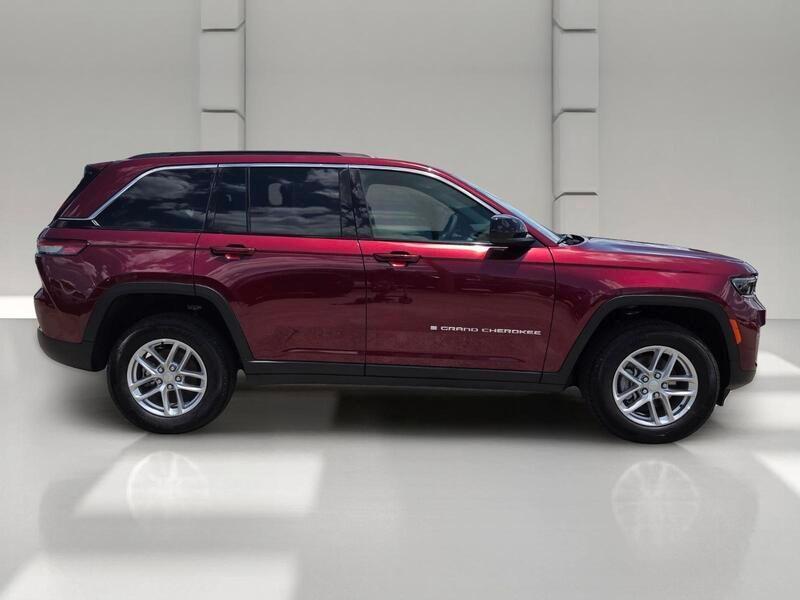 new 2026 Jeep Grand Cherokee car, priced at $36,560