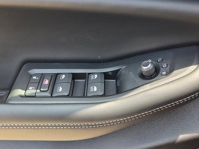 new 2026 Jeep Grand Cherokee car, priced at $36,560