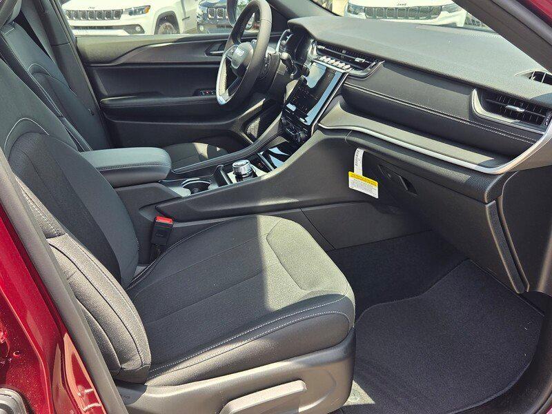 new 2026 Jeep Grand Cherokee car, priced at $36,560