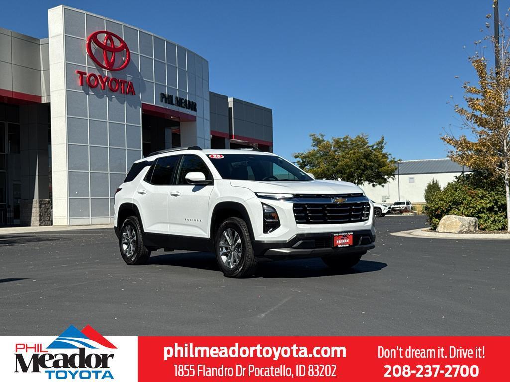 used 2025 Chevrolet Equinox car, priced at $29,876