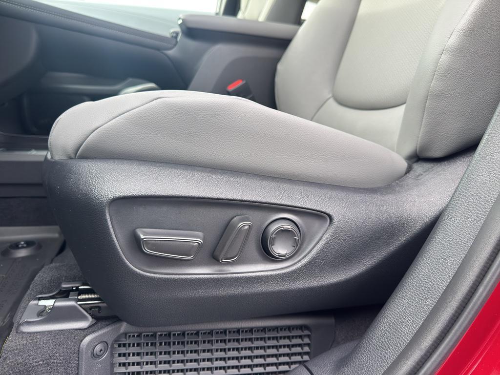 new 2026 Toyota Sienna car, priced at $50,705