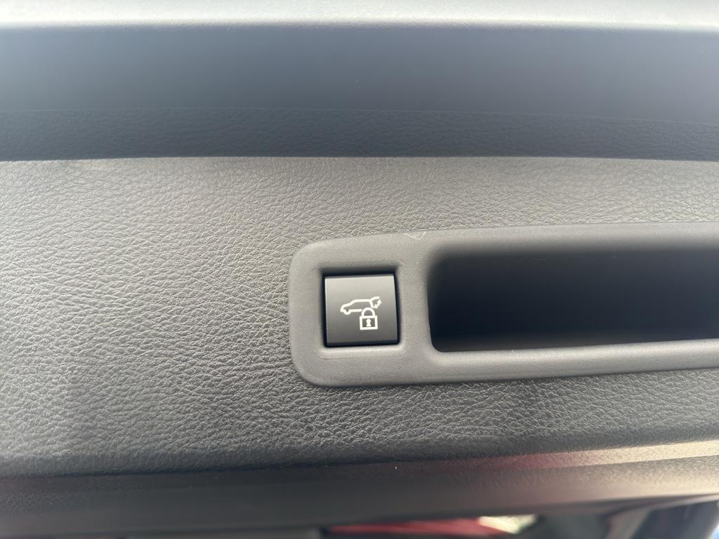 new 2026 Toyota Sienna car, priced at $50,705