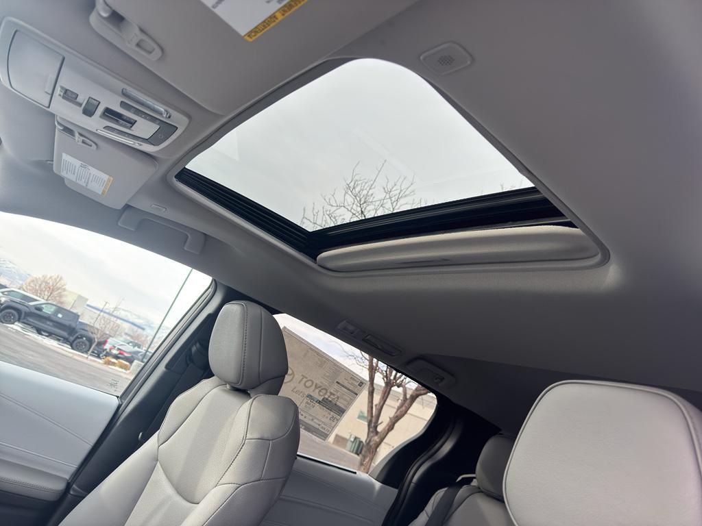 new 2026 Toyota Sienna car, priced at $50,705