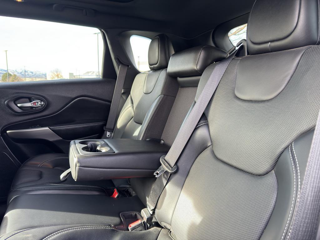 used 2021 Jeep Cherokee car, priced at $18,354