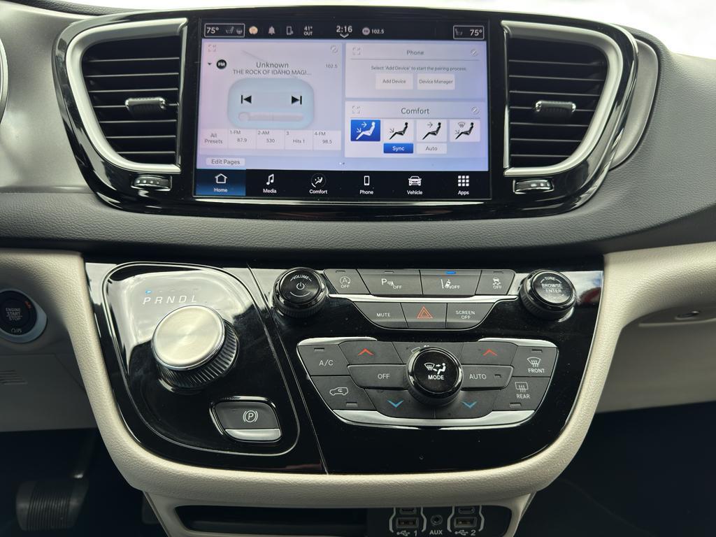 used 2023 Chrysler Pacifica car, priced at $26,227