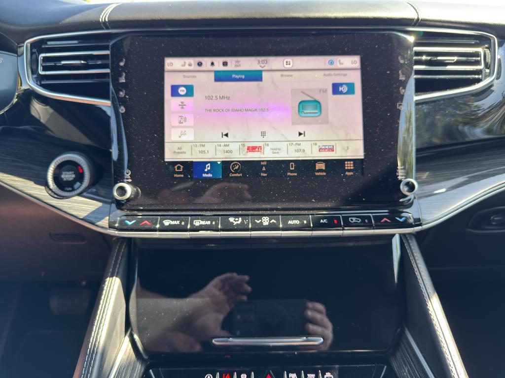 used 2022 Jeep Wagoneer car, priced at $44,197