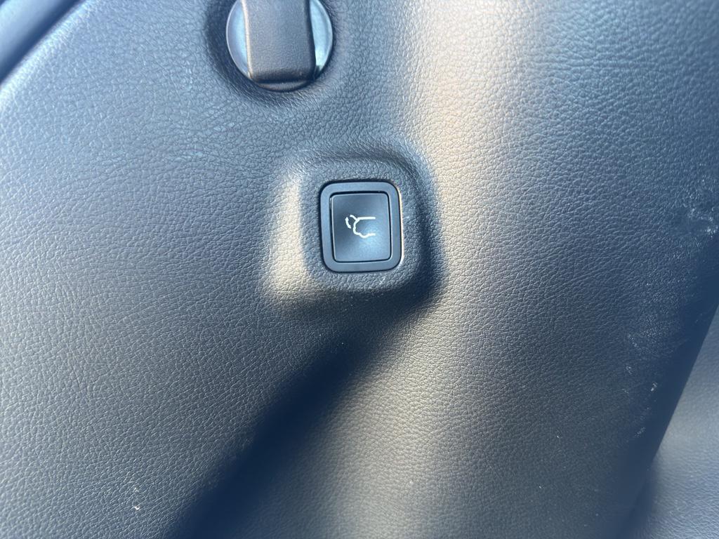 used 2022 Jeep Compass car, priced at $22,987