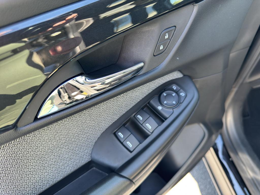 used 2025 Chevrolet TrailBlazer car, priced at $26,600