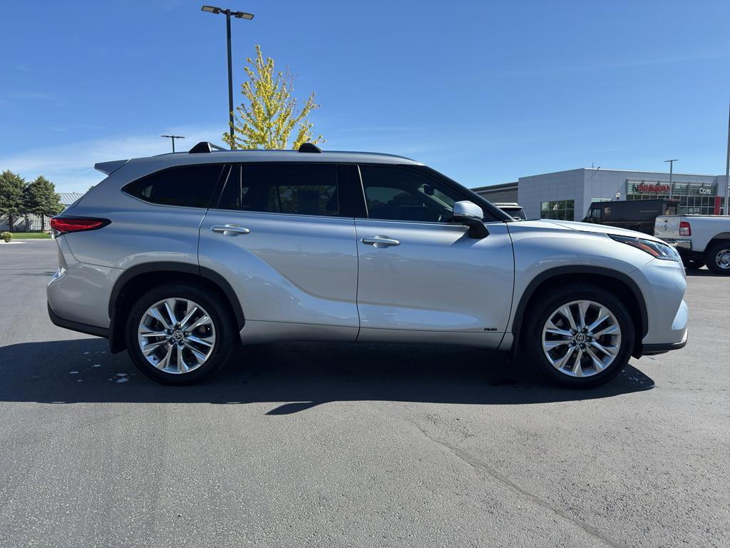 used 2023 Toyota Highlander Hybrid car, priced at $38,250