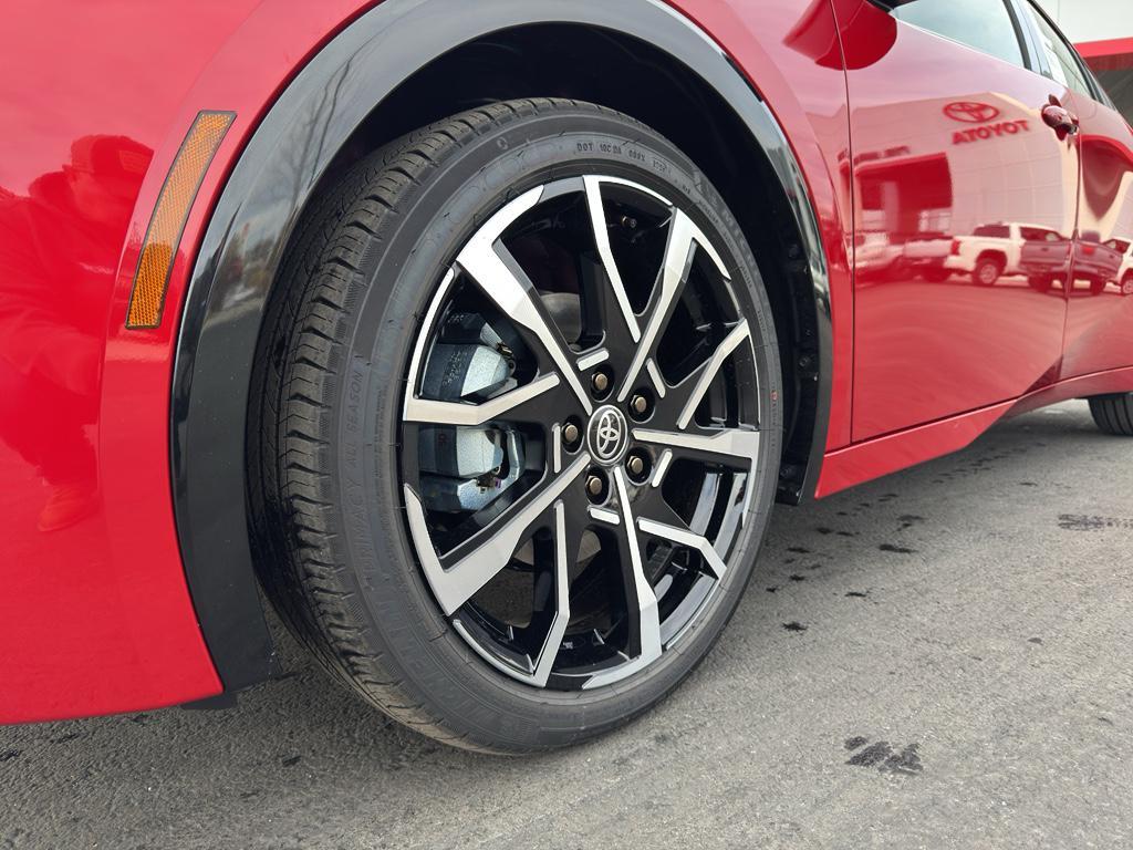 new 2026 Toyota Prius Plug-In Hybrid car, priced at $39,798