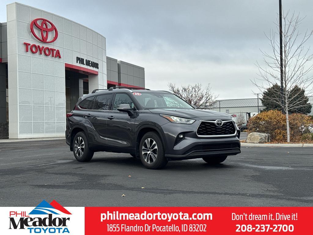 used 2020 Toyota Highlander car, priced at $27,496