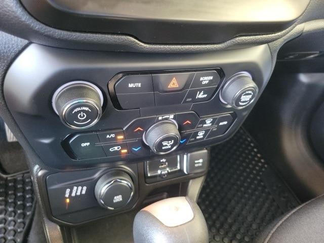 used 2021 Jeep Renegade car, priced at $14,998