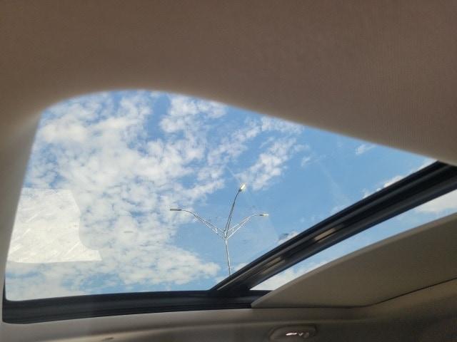 used 2017 Cadillac XT5 car, priced at $18,991