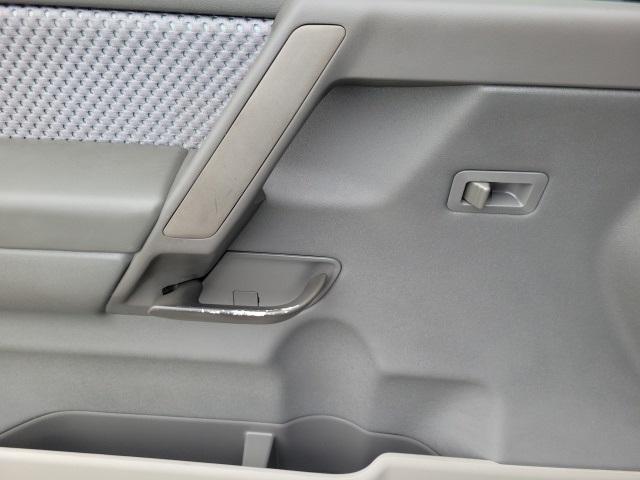 used 2004 Nissan Armada car, priced at $5,995